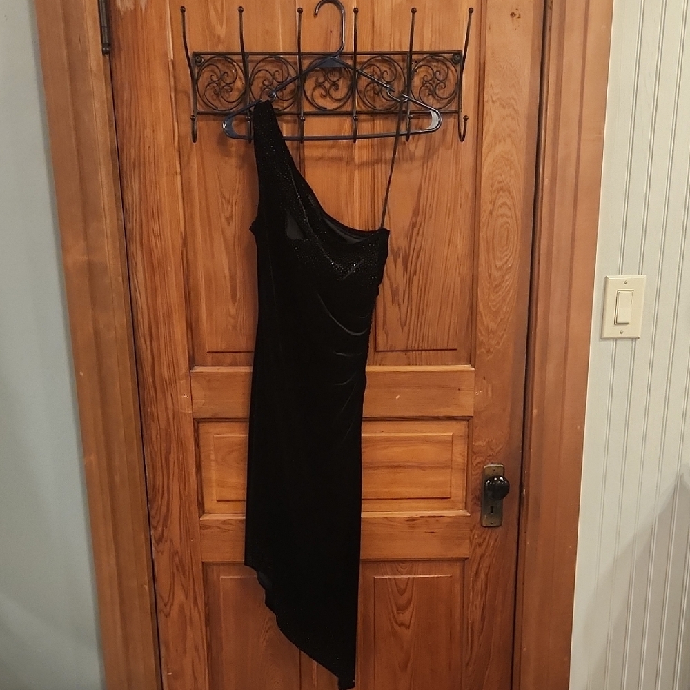 Rampage Black Asymmetrical One-Shoulder Cocktail Dress